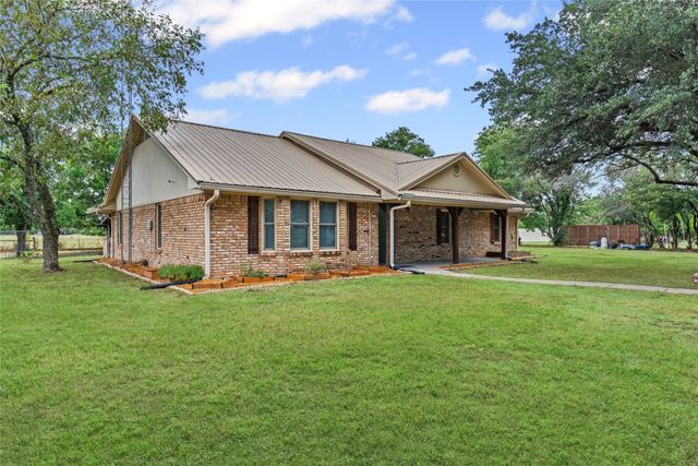 208 County Road 1080, Cooper, TX 75432