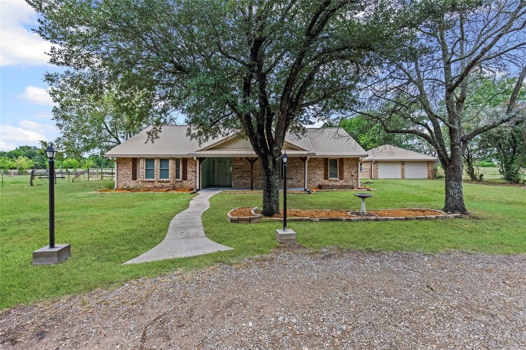 208 County Road 1080, Cooper, TX 75432