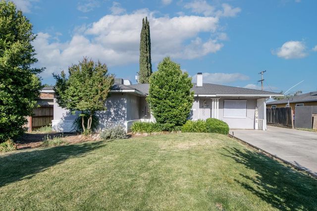 4775 E Michigan Avenue, Fresno, CA 93703