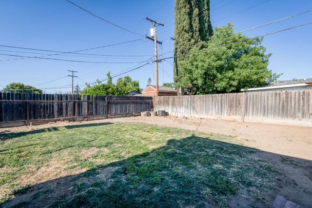 4775 E Michigan Avenue, Fresno, CA 93703