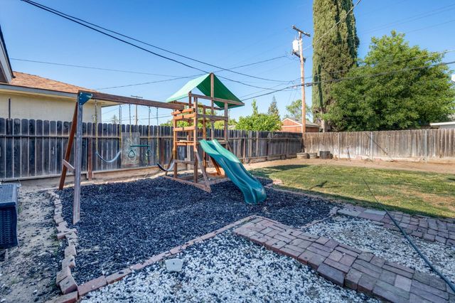 4775 E Michigan Avenue, Fresno, CA 93703