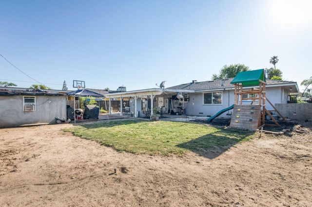 4775 E Michigan Avenue, Fresno, CA 93703