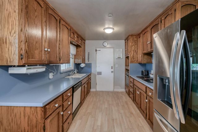 4775 E Michigan Avenue, Fresno, CA 93703