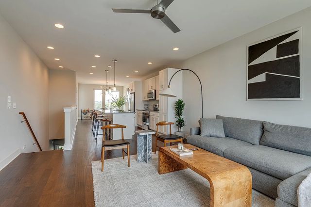 72 Fern Ave, Nashville, TN 37207