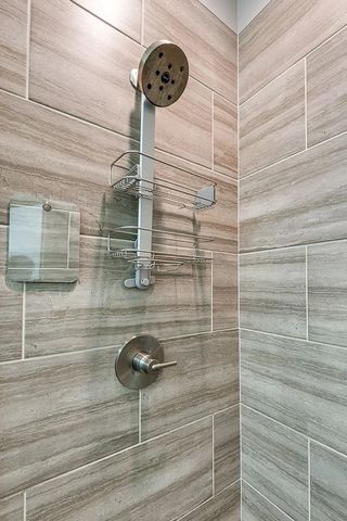 72 Fern Ave, Nashville, TN 37207