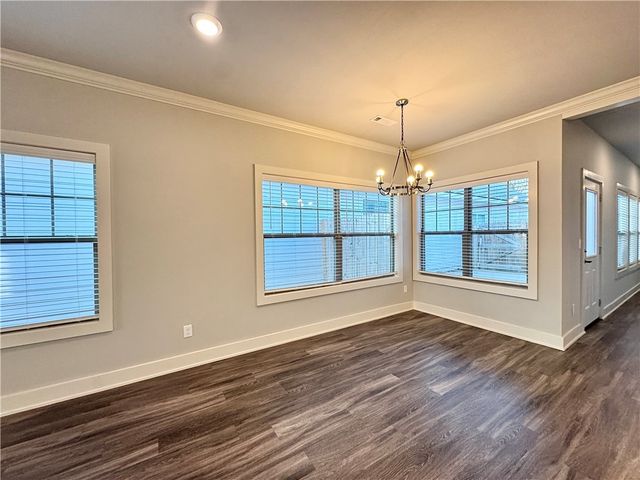 704 NE Heights Lane, Bentonville, AR 72712