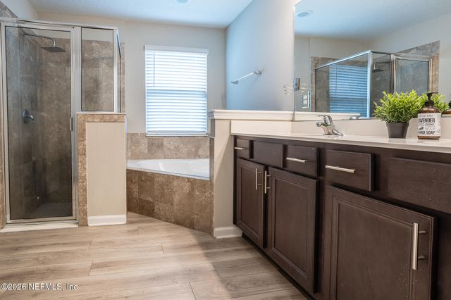 11540 RED KOI Drive, Jacksonville, FL 32226