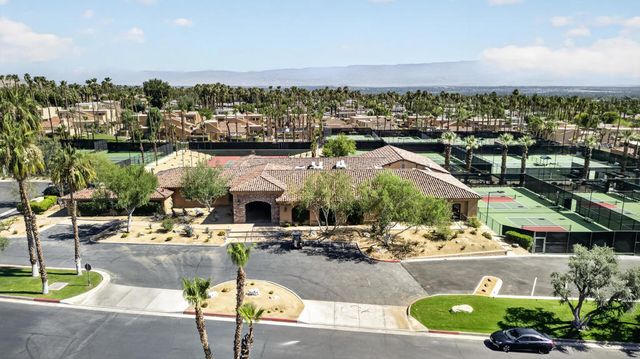 73452 Irontree Drive, Palm Desert, CA 92260