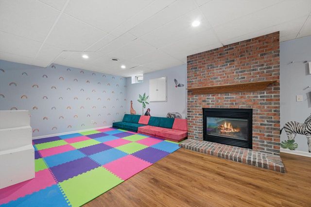 4937 W Knollwood DRIVE, Mount Pleasant, WI 53403