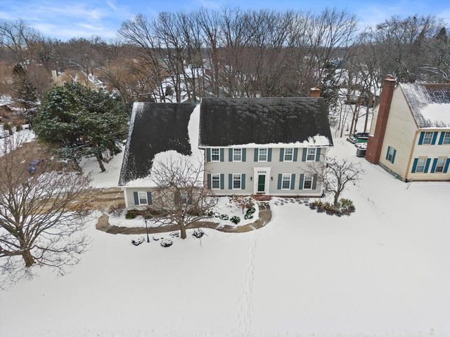 4937 W Knollwood DRIVE, Mount Pleasant, WI 53403