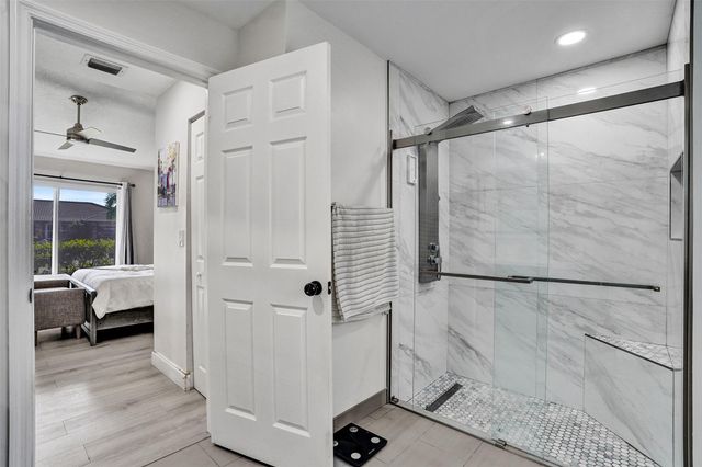 7909 NW 19th St, Margate, FL 33063