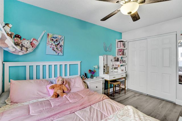 7909 NW 19th St, Margate, FL 33063