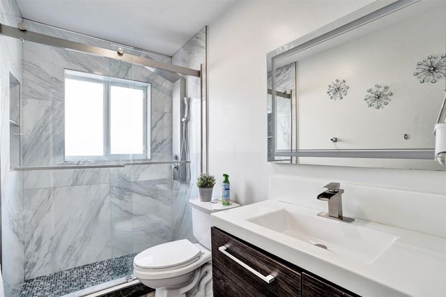 7909 NW 19th St, Margate, FL 33063