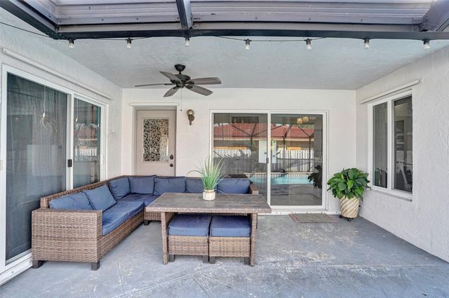 7909 NW 19th St, Margate, FL 33063