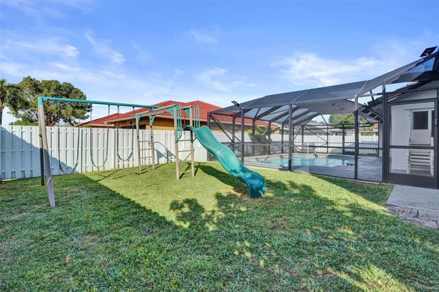 7909 NW 19th St, Margate, FL 33063