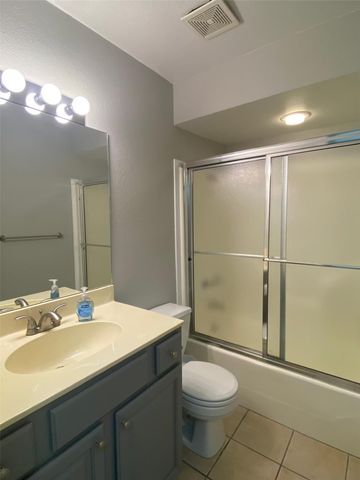 413 Shoreview Drive, Rockwall, TX 75087