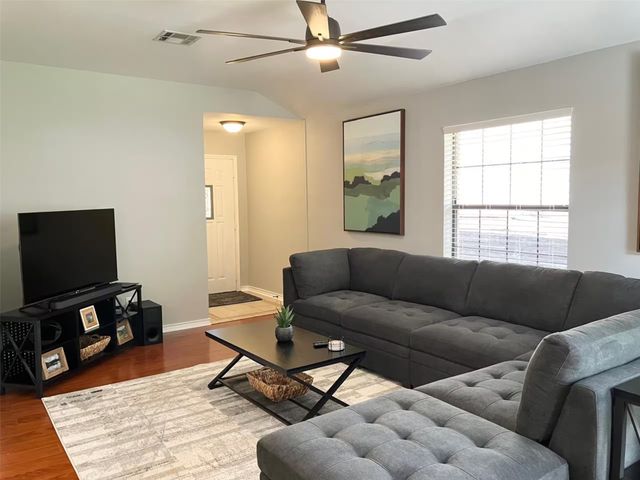 413 Shoreview Drive, Rockwall, TX 75087