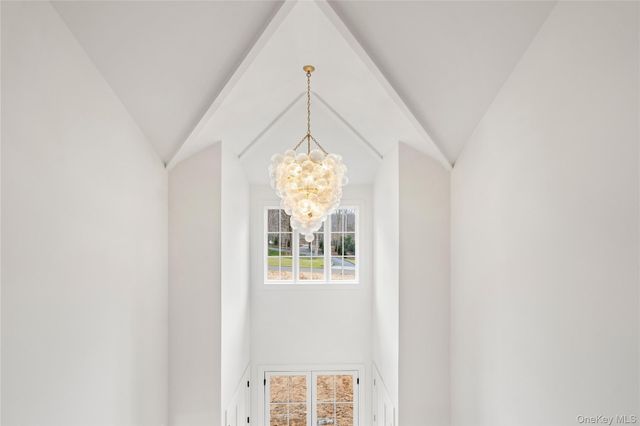 9 Wilderness Road, Nissequogue, NY 11780