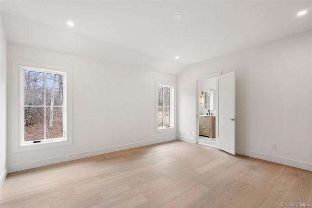 9 Wilderness Road, Nissequogue, NY 11780