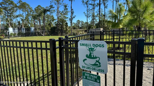 1274 Blessed Isles Drive NW, Palm Bay, FL 32907