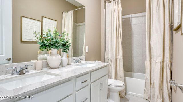 1274 Blessed Isles Drive NW, Palm Bay, FL 32907