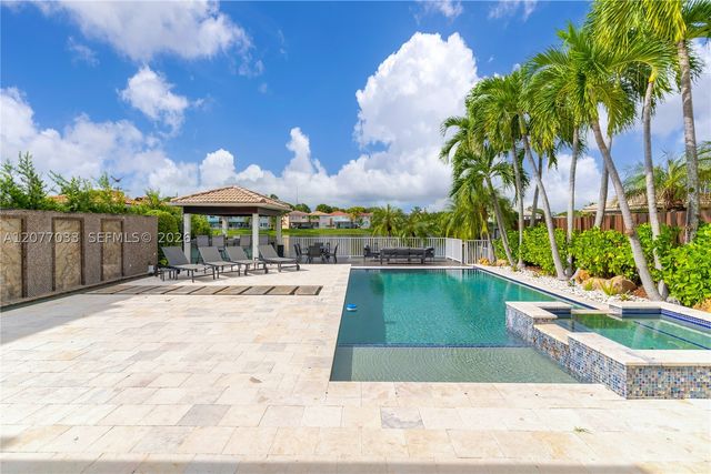11101 NW 72nd Ter, Doral, FL 33178