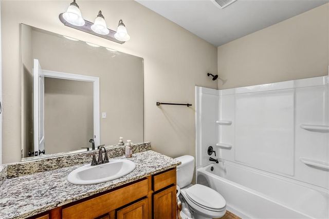 1511 Bowen Road, Lake Charles, LA 70611