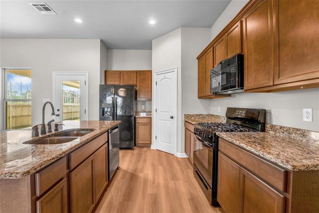 1511 Bowen Road, Lake Charles, LA 70611