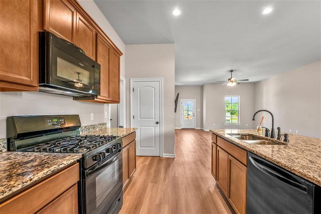 1511 Bowen Road, Lake Charles, LA 70611