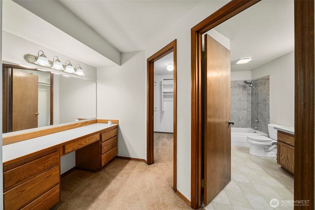 820 Monroe Avenue NE, Renton, WA 98056