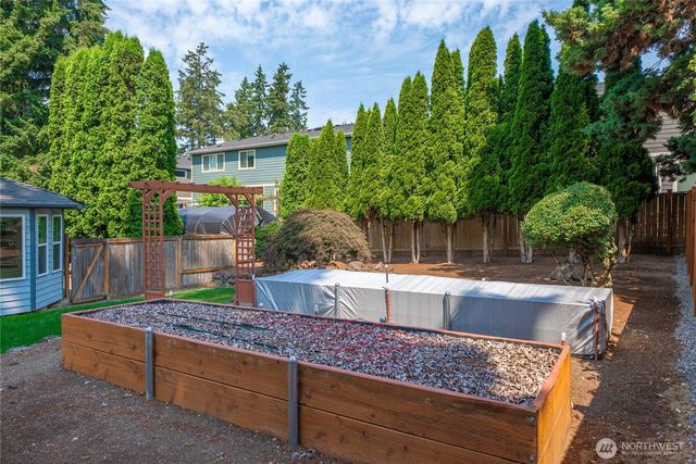 820 Monroe Avenue NE, Renton, WA 98056
