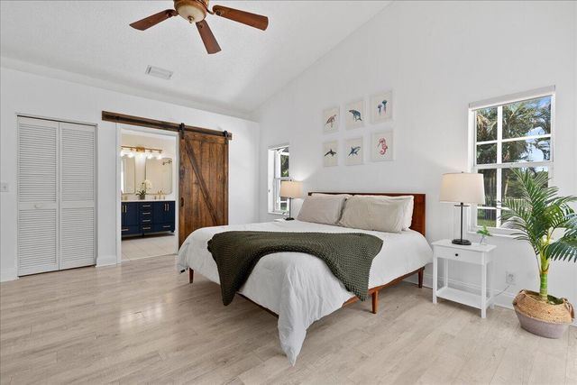 1820 S Club Drive, Wellington, FL 33414