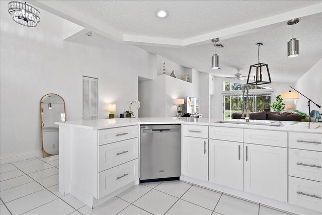 1820 S Club Drive, Wellington, FL 33414