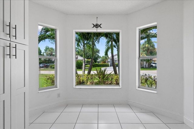 1820 S Club Drive, Wellington, FL 33414
