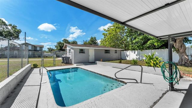 5353 7TH STREET SE, Lakeland, FL 33812