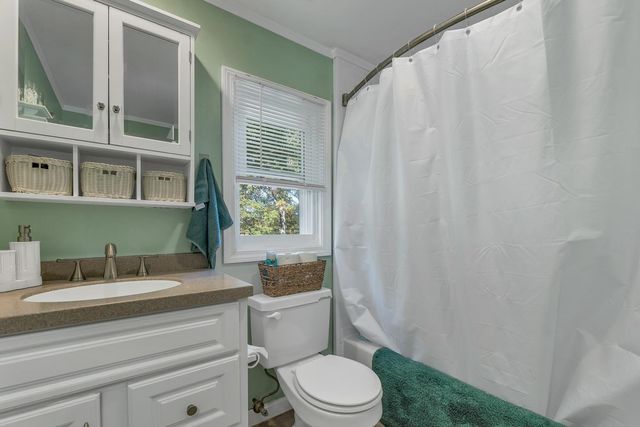 506 Vinton Street, Manchester, NH 03103