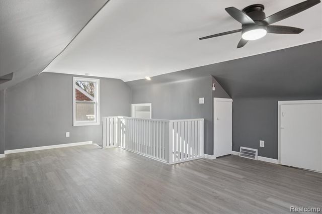 11285 Lakepointe Street, Detroit, MI 48224