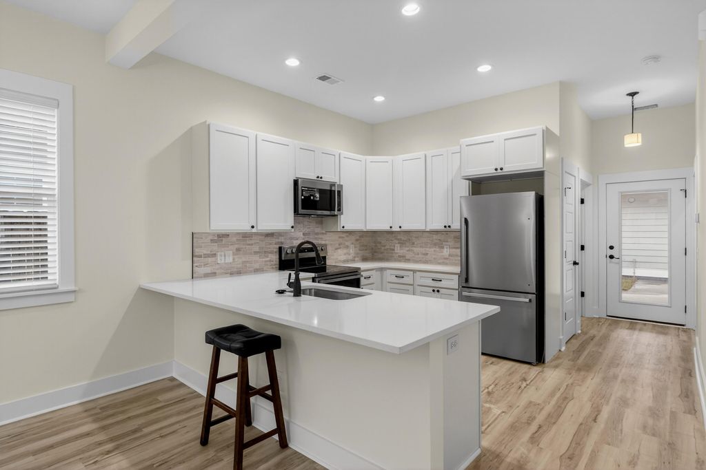 Image 10 of property listing at 102 Brightwood Drive, Huger, SC 29450