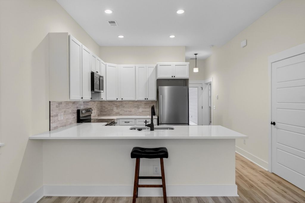 Image 14 of property listing at 102 Brightwood Drive, Huger, SC 29450