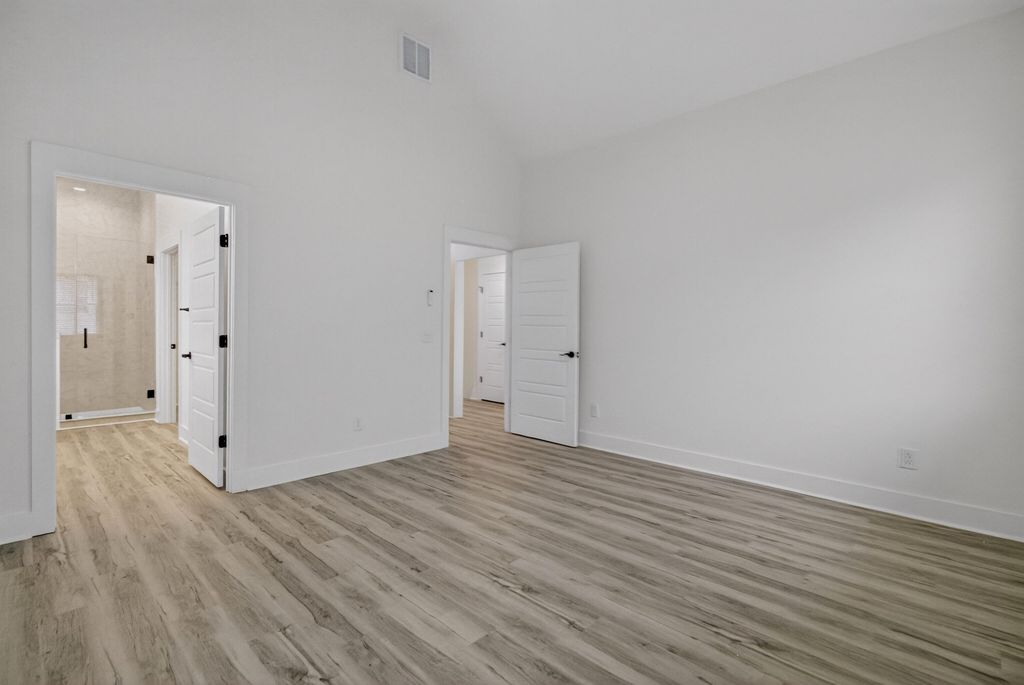 Image 17 of property listing at 102 Brightwood Drive, Huger, SC 29450