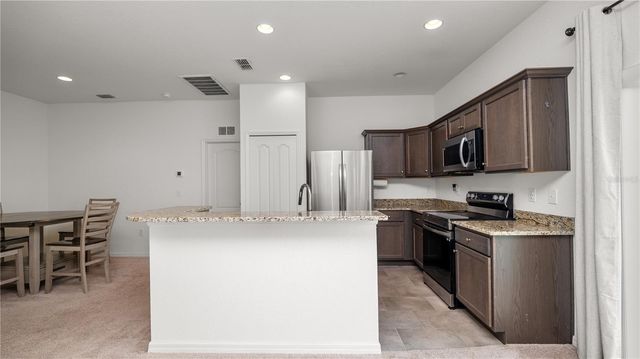 6094 EAGLE POINTE DRIVE, Lakeland, FL 33812