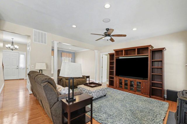 1105 BREHM RD, Westminster, MD 21157