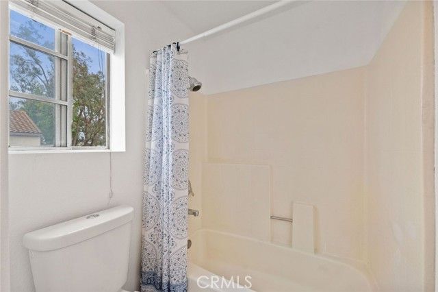 23301 La Crescenta, Mission Viejo, CA 92691