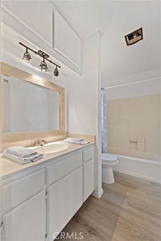 23301 La Crescenta, Mission Viejo, CA 92691