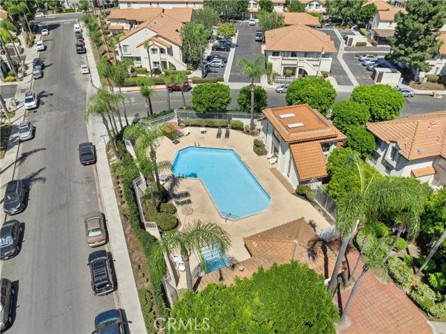 23301 La Crescenta, Mission Viejo, CA 92691