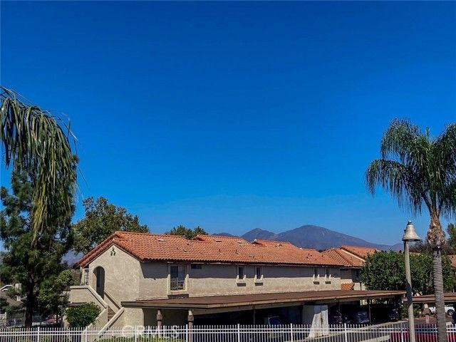 23301 La Crescenta, Mission Viejo, CA 92691