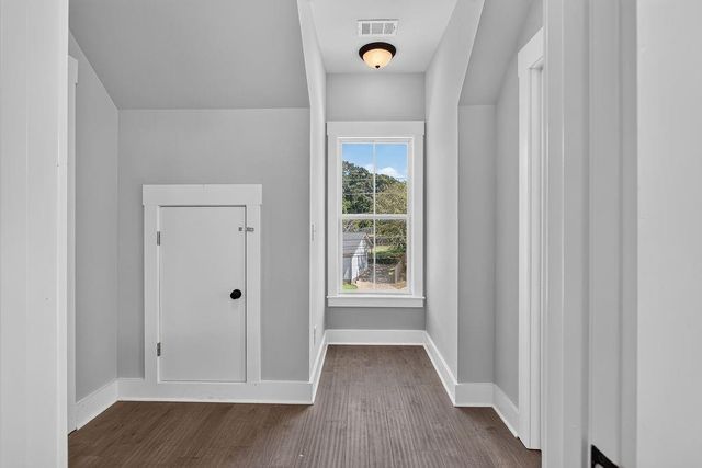 54 Roscoe Road, Newnan, GA 30263