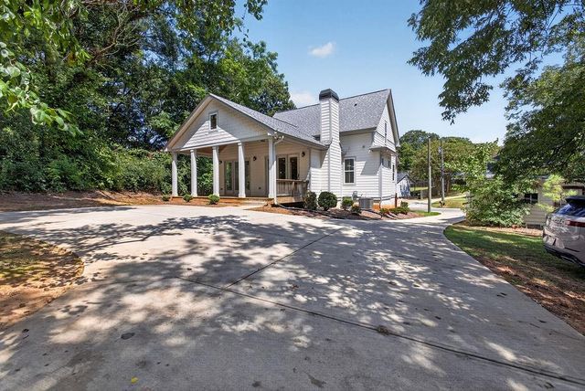 54 Roscoe Road, Newnan, GA 30263