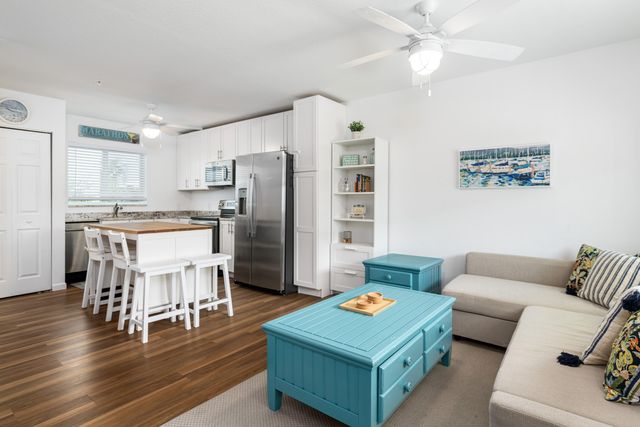 10877 Overseas Hwy Apt 31, Marathon, FL 33050