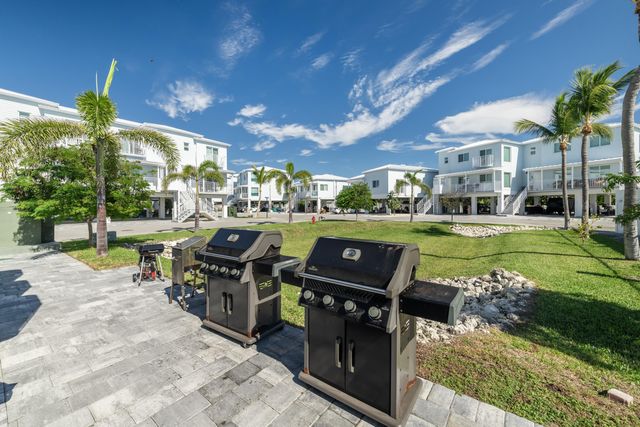 10877 Overseas Hwy Apt 31, Marathon, FL 33050